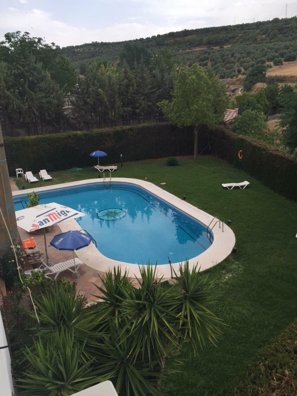 Hostal El Sevillano Рус Экстерьер фото